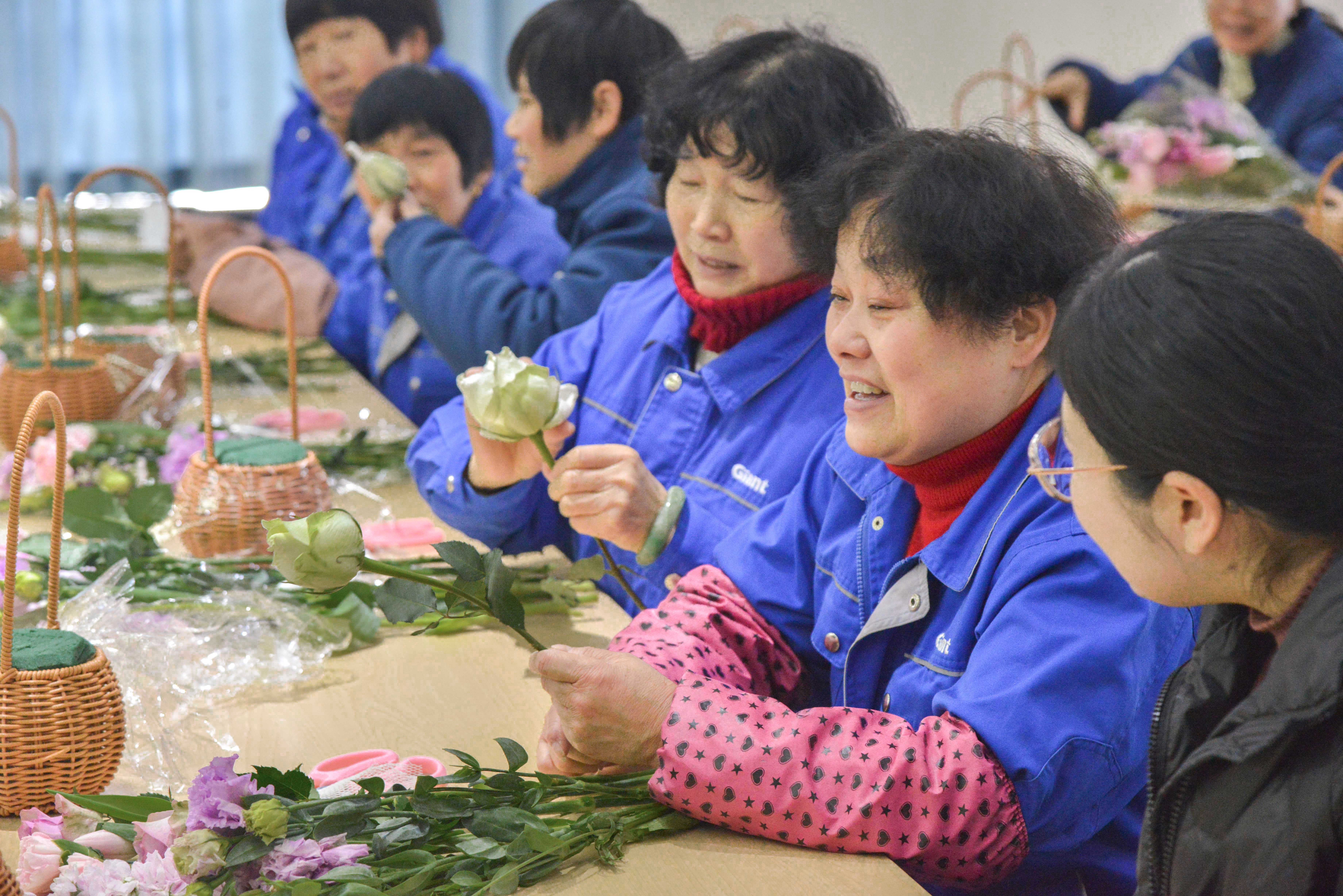 巾帼呈英姿 三春绽繁花——巨人集团妇女节活动