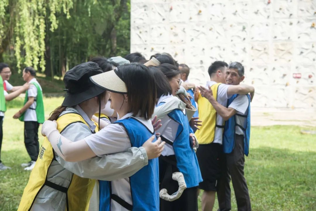 热辣滚烫 扬帆未来——巨人集团公司团建之旅