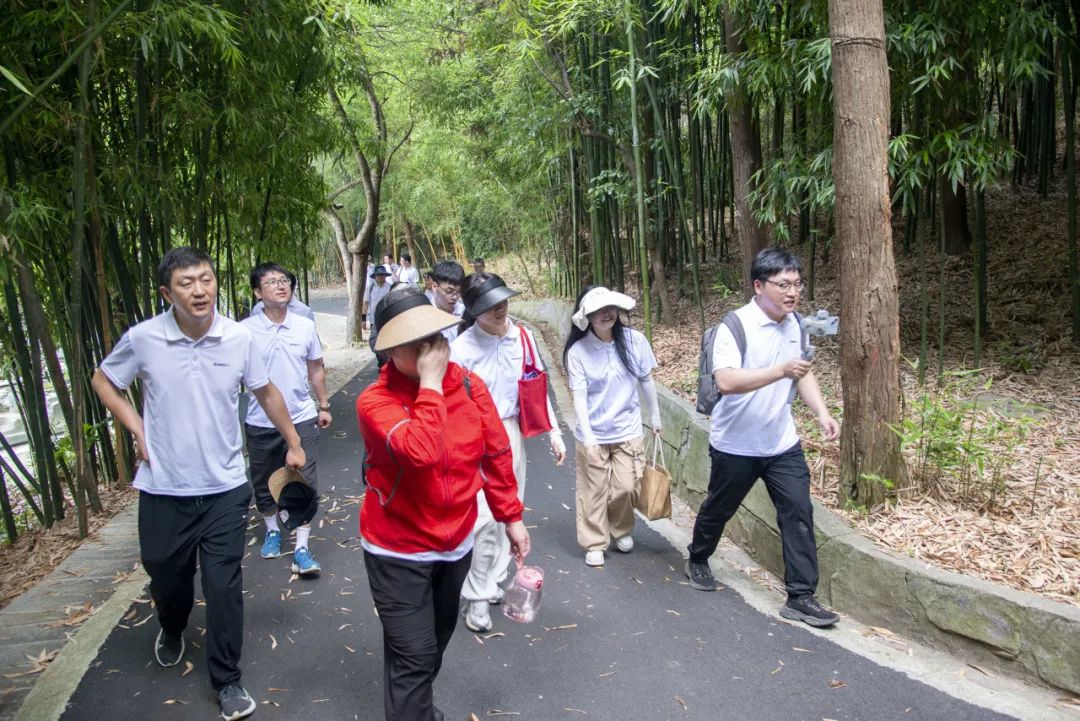 热辣滚烫 扬帆未来——巨人集团公司团建之旅
