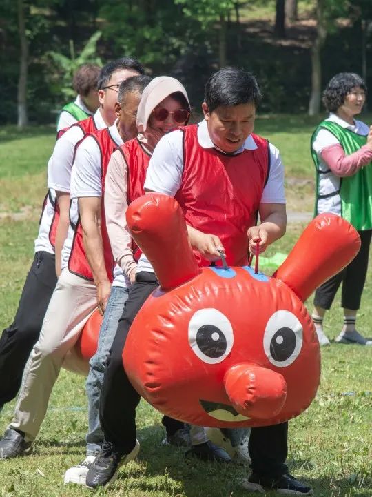 热辣滚烫 扬帆未来——巨人集团公司团建之旅