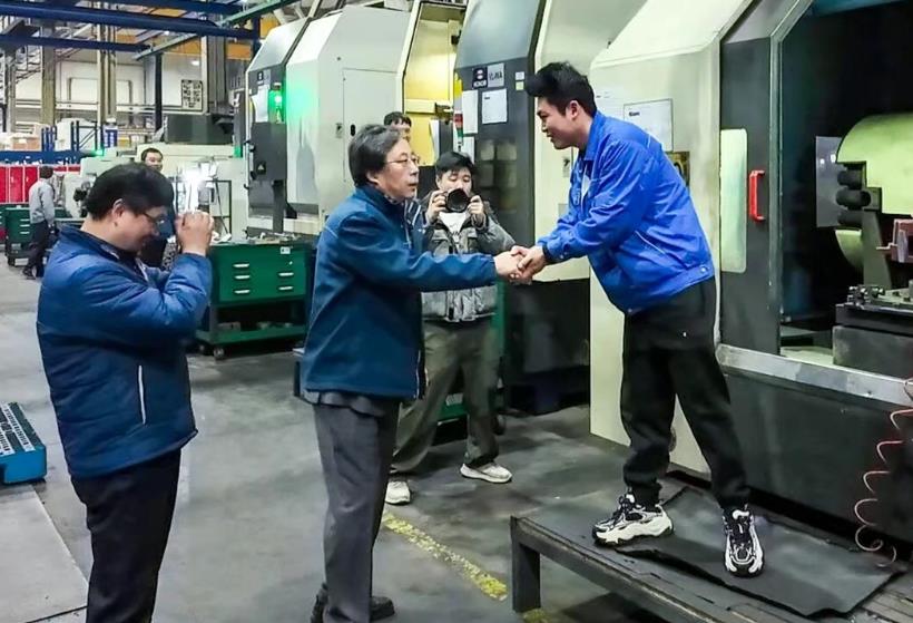 龙马精神迎开工 巨人集团启新程