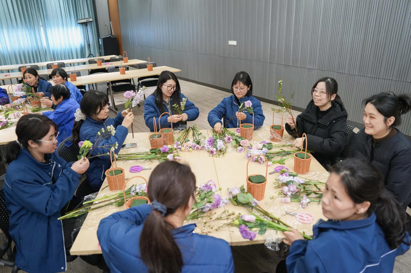 花香润心田 巾帼绽芳华——巨人集团妇女节活动 花香润心田 巾帼绽芳华——巨人集团妇女节活动